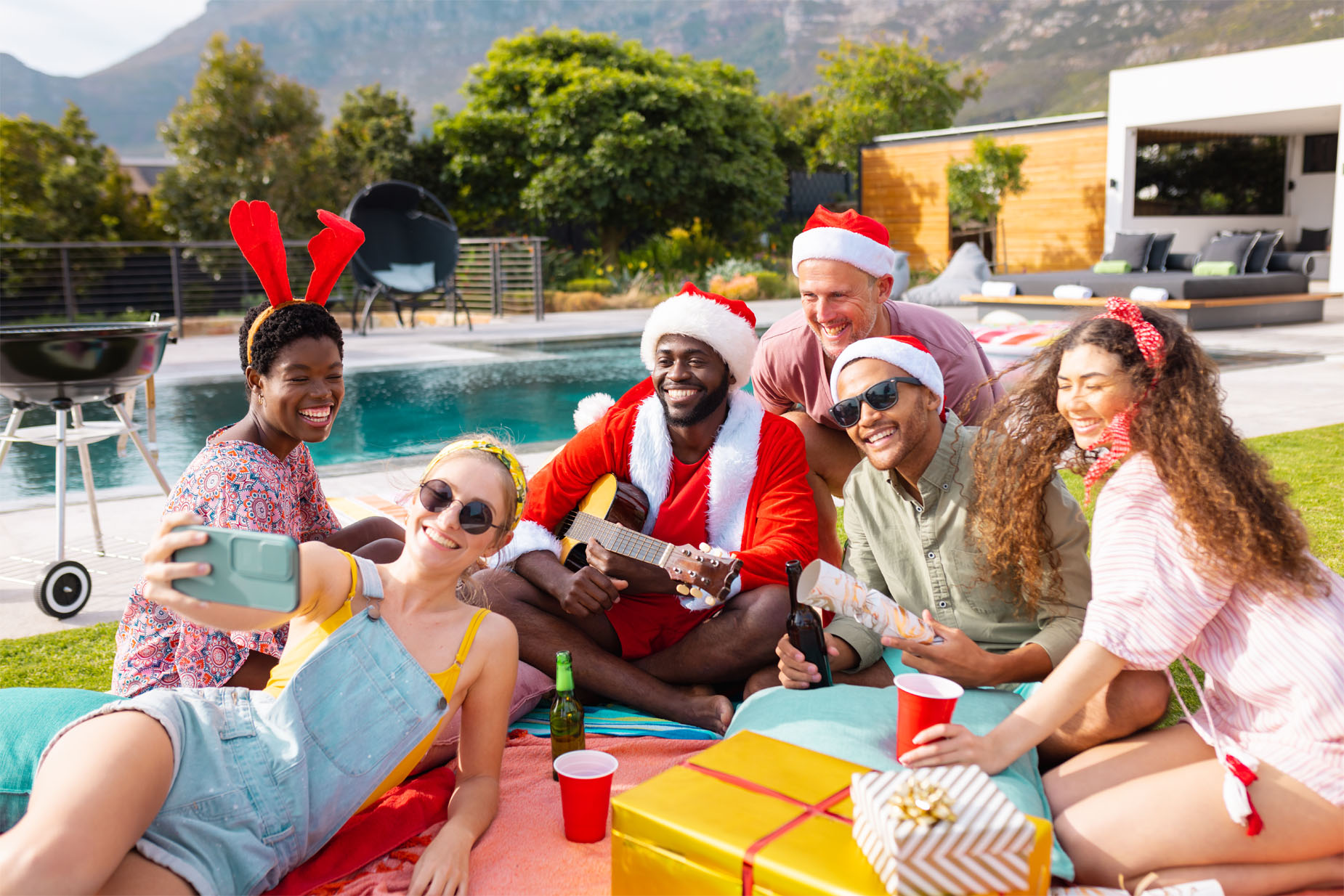 Moments Over Malls: 10 Free (or Almost Free) Ways to Celebrate the Holidays Together
